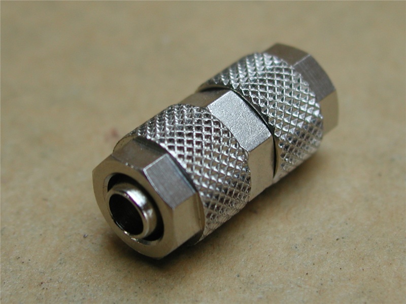 Spojka pro hadičku 8x6 1040 8/6